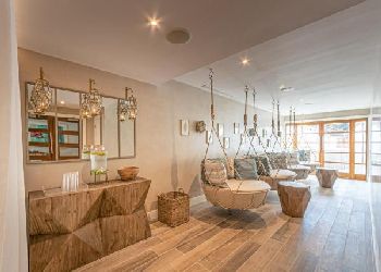 Richmond Harbour Hotel