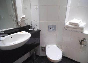 Ramada Hounslow - Heathrow East