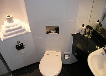 Ramada Hounslow - Heathrow East