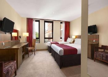 Ramada Hounslow - Heathrow East