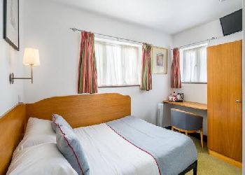 OYO Abbey Hotel