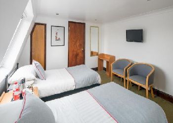 OYO Abbey Hotel