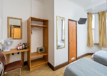 OYO Abbey Hotel