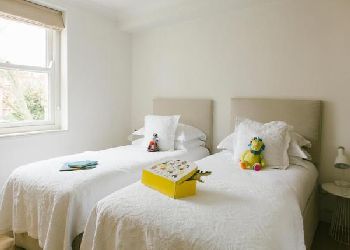 Europa House Apartments