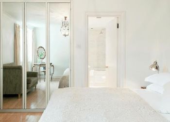 Europa House Apartments