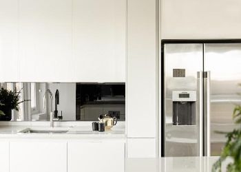 Europa House Apartments