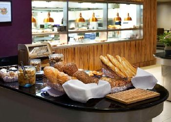 Novotel London West Hotel