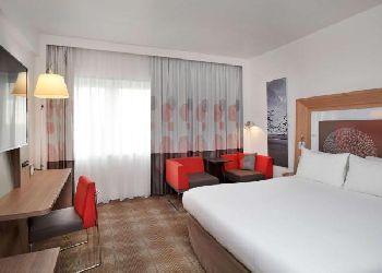 Novotel London West Hotel