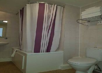 Premier Inn Hammersmith Hotel