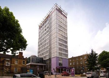 Premier Inn Hammersmith Hotel