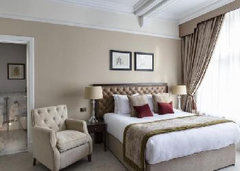 St Paul's Hotel