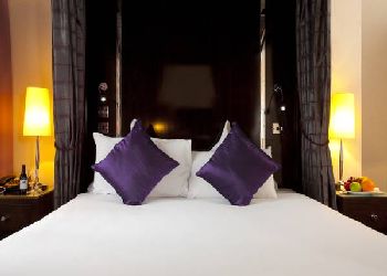 The Shaftesbury Premier London Piccadilly