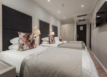 blandford hotel - bedroom