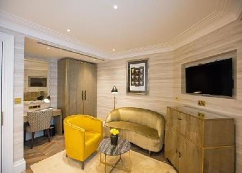Flemings Hotel Mayfair And Apartments