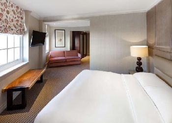 Radisson Blu Berkshire Hotel