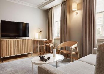 The Prince Akatoki London