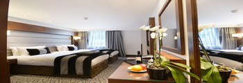 Park Grand Paddington Court - Bedroom