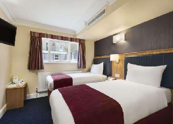 Days Inn Hyde Park Hotel