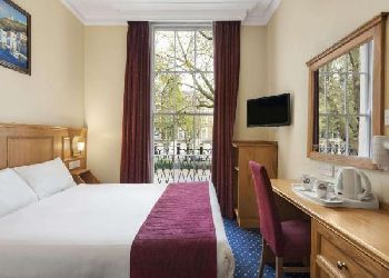 Days Inn Hyde Park Hotel