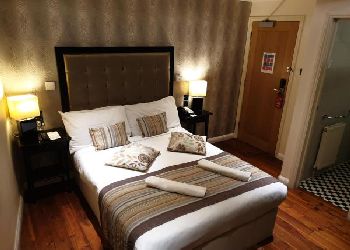 Duke Of Leinster Hotel