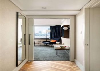 Hilton Metropole 