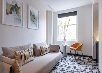 La Suite West Hotel