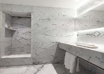 La Suite West Hotel