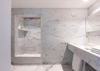 La Suite West Hotel