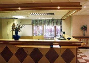 Norfolk Plaza Hotel