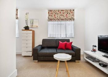 Notting Hill by BridgeStreet