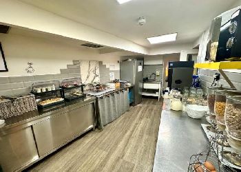 Smart Hyde Park View Hostel