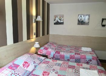St George Hotel/Hostel
