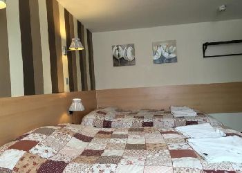 St George Hotel/Hostel