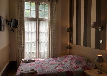 St George Hotel/Hostel