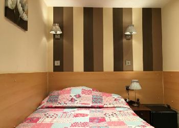 St George Hotel/Hostel