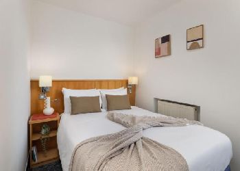 St. Giles Hotel