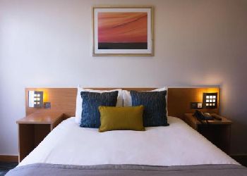 St. Giles Hotel