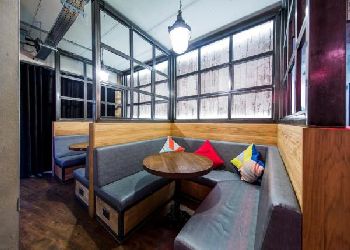 Generator Hotel