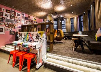 Generator Hotel