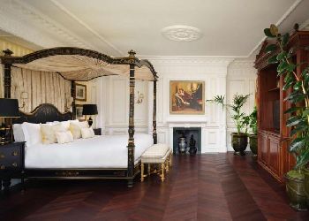 Savoy Hotel London